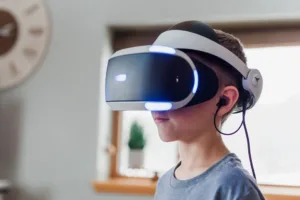 Scopri di più sull'articolo Le nuove frontiere della realtà virtuale spiegate in 600 parole